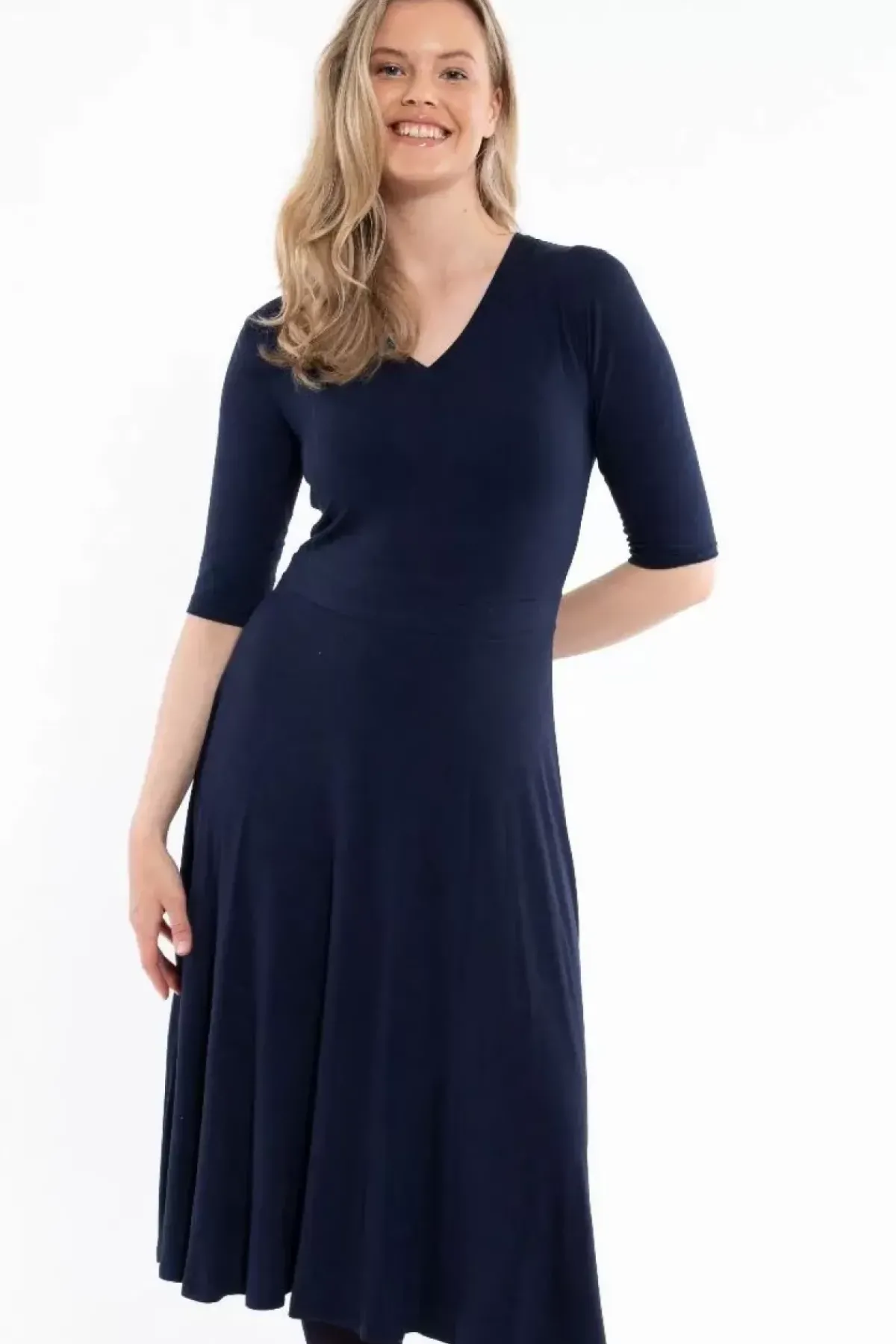 Danefæ Kleider>Danandersen Viscose Dress Navy