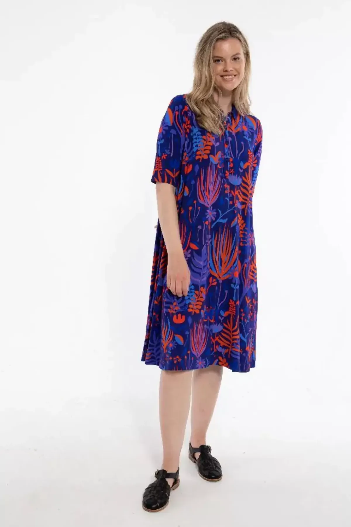 Danefæ Kleider>Dananemone Viscose Dress Deep Marine Walkabout