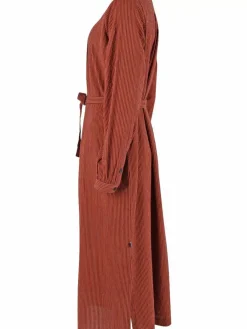 Danefæ Kleider>Danecake Searsucker Dress Rust/Dark Navy