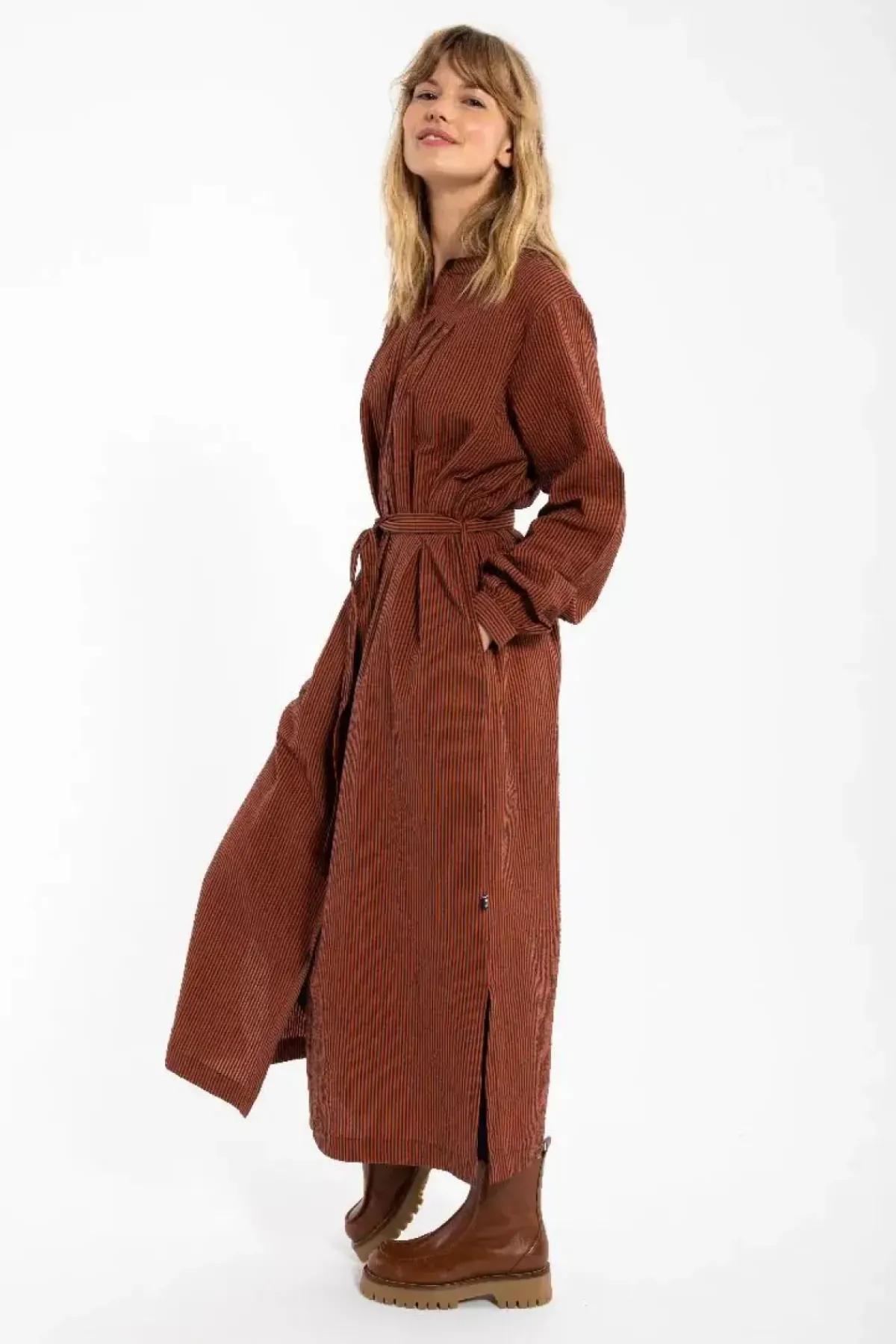 Danefæ Kleider>Danecake Searsucker Dress Rust/Dark Navy
