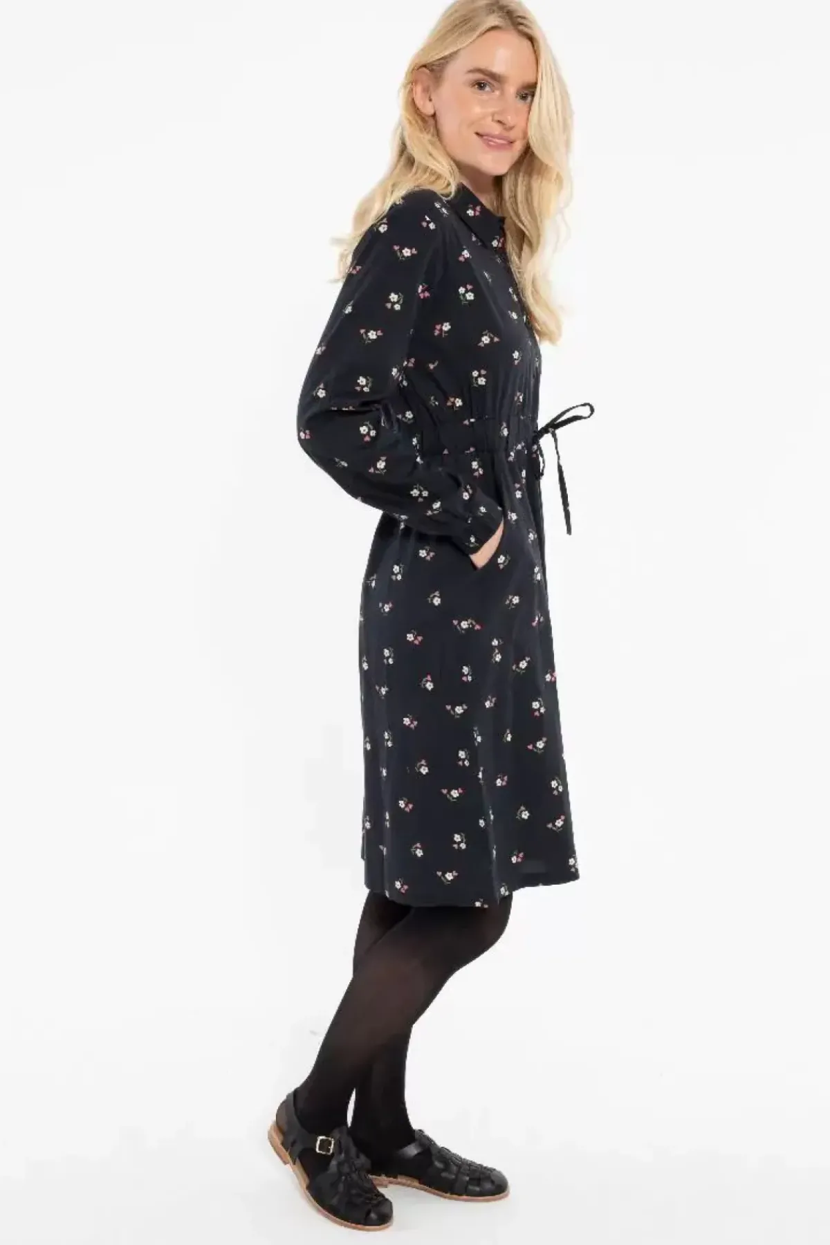 Danefæ Kleider>Daneditte Poplin Dress Black Miniflower