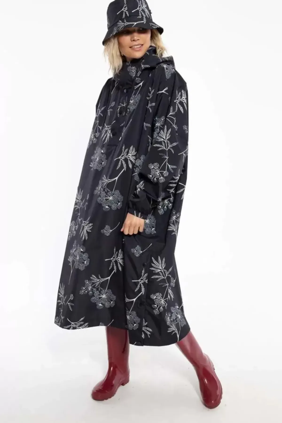 Danefæ Regenjacken>Danedream Drops Rain Poncho Black Hemlock