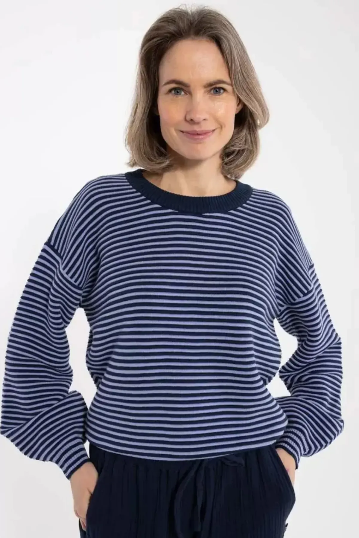 Danefæ Strickwaren>Danegold 3D Crotchet Knit Sweater Dark Navy/Ice Viola