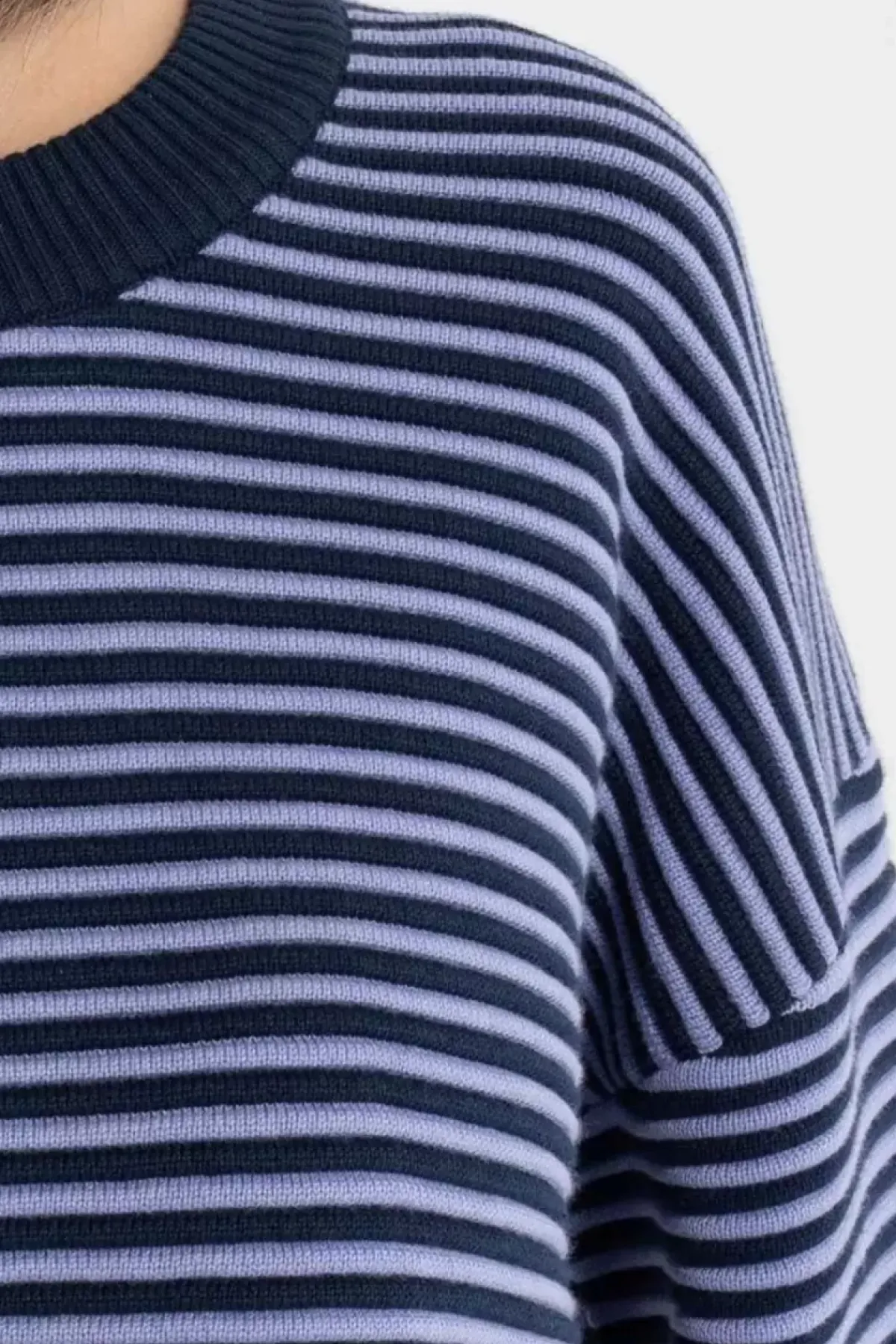 Danefæ Strickwaren>Danegold 3D Crotchet Knit Sweater Dark Navy/Ice Viola