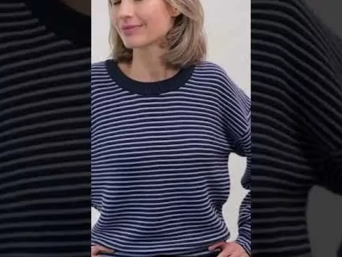 Danefæ Strickwaren>Danegold 3D Crotchet Knit Sweater Dark Navy/Ice Viola