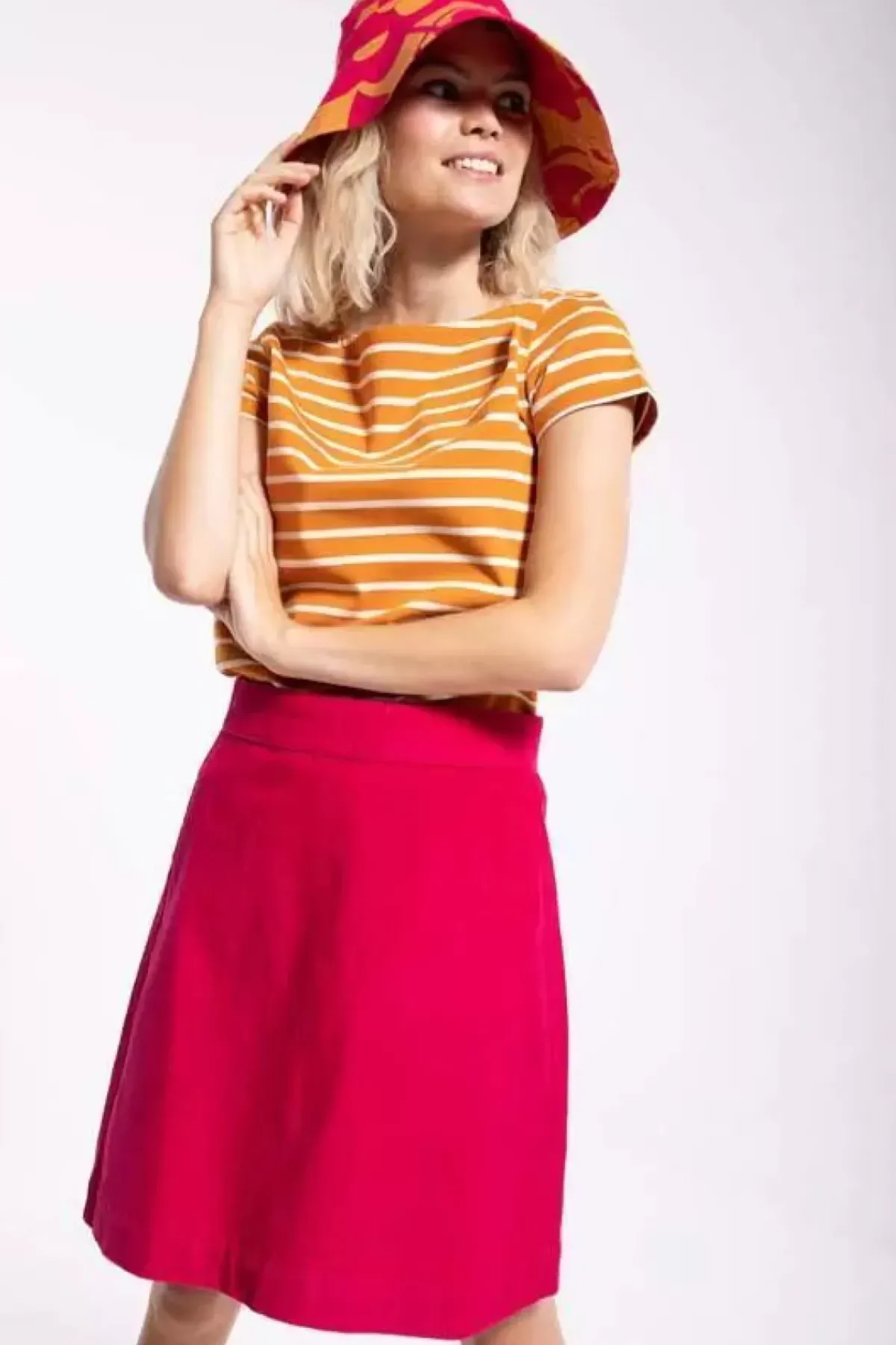 Danefæ Röcke>Danelondon Cord Skirt Dark Fuchsia