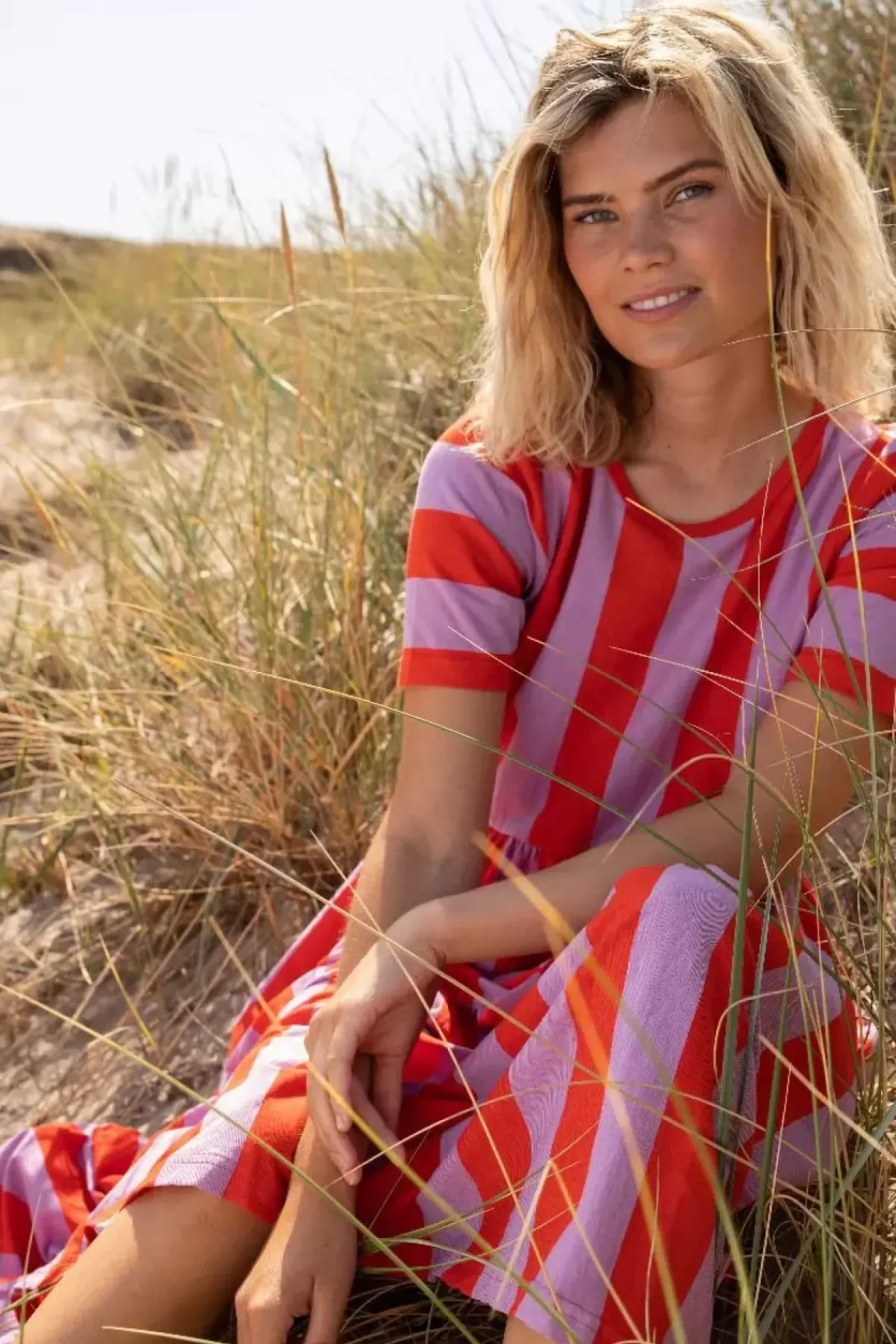 Danefæ Kleider>Danemarkise Slub Jersey Dress Bright Red/Soft Viola