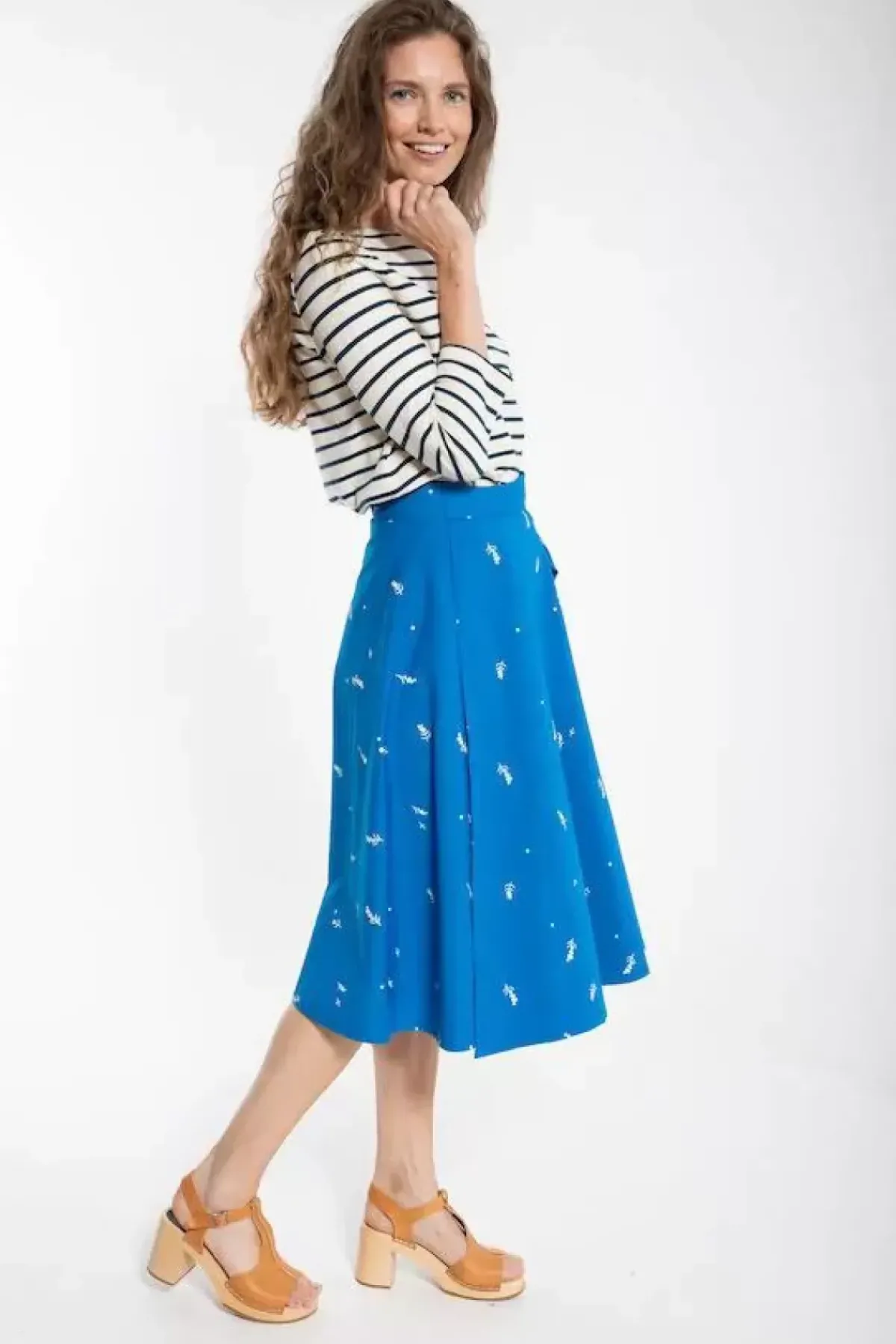 Danefæ Röcke>Danemikkelsen Poplin Skirt Warm Indigo/Chalk Markblomst