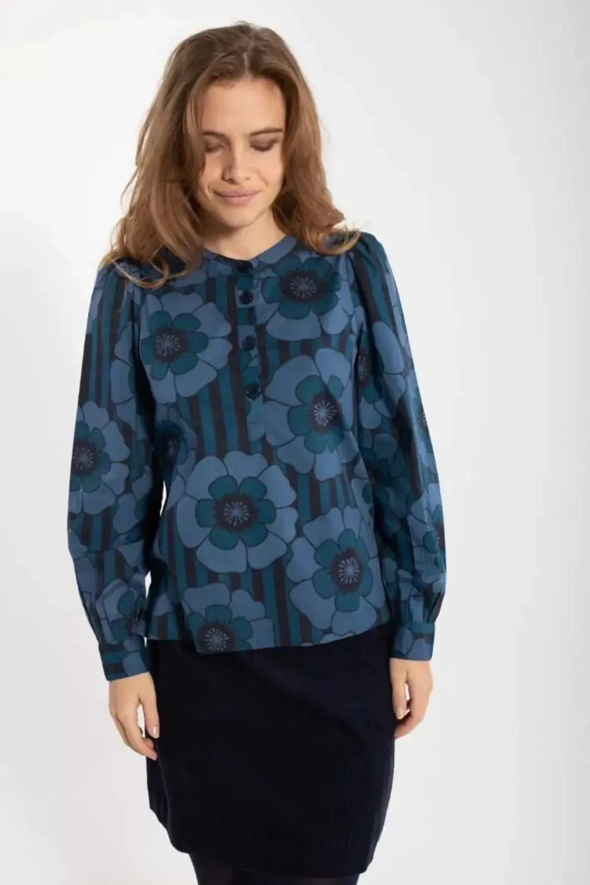 Danefæ Blusen>Danesanna Poplin Shirt Blue Power Flowers