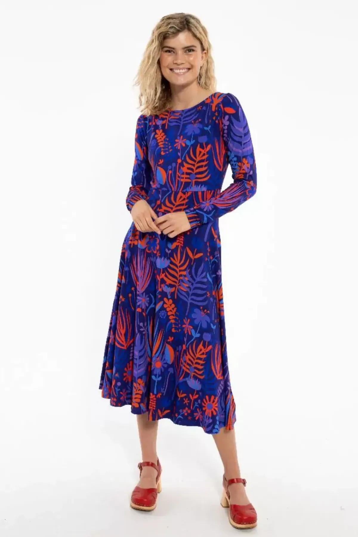 Danefæ Kleider>Danesigrid Viscose Dress Deep Marine Walkabout