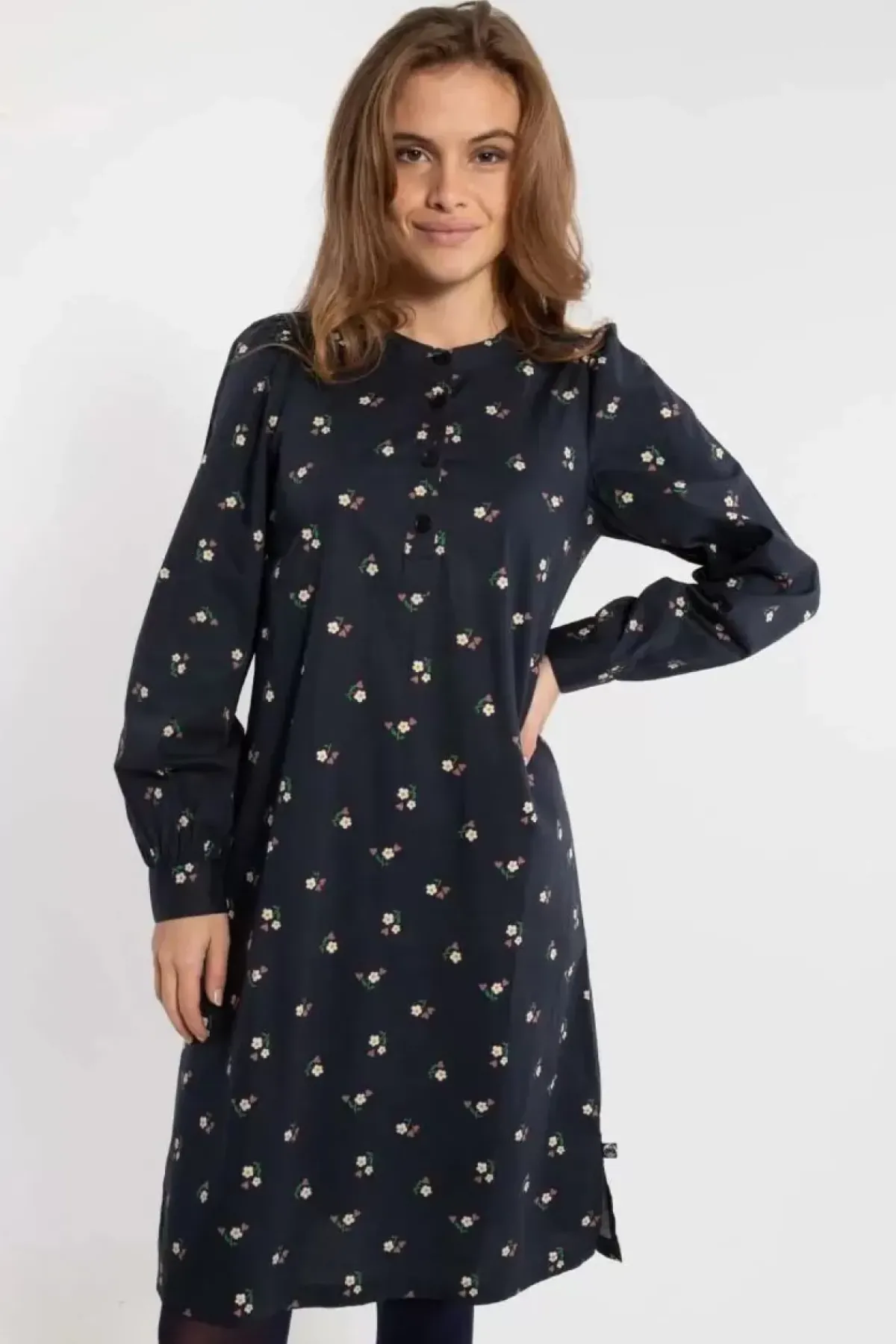Danefæ Kleider>Danesocial Poplin Dress Black Miniflower