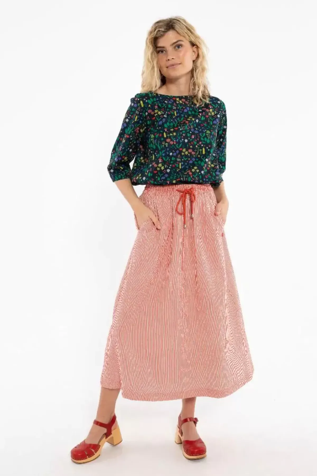 Danefæ Röcke>Danespresso Searsucker Skirt Bright Red/Chalk
