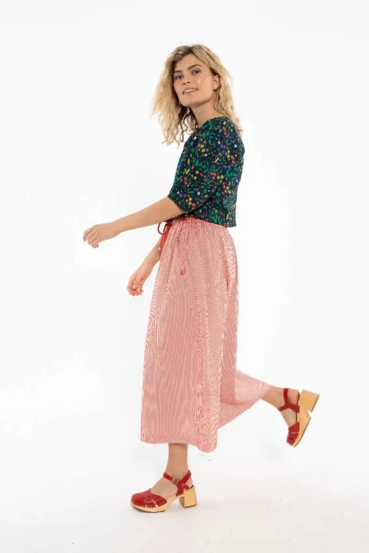 Danefæ Röcke>Danespresso Searsucker Skirt Bright Red/Chalk