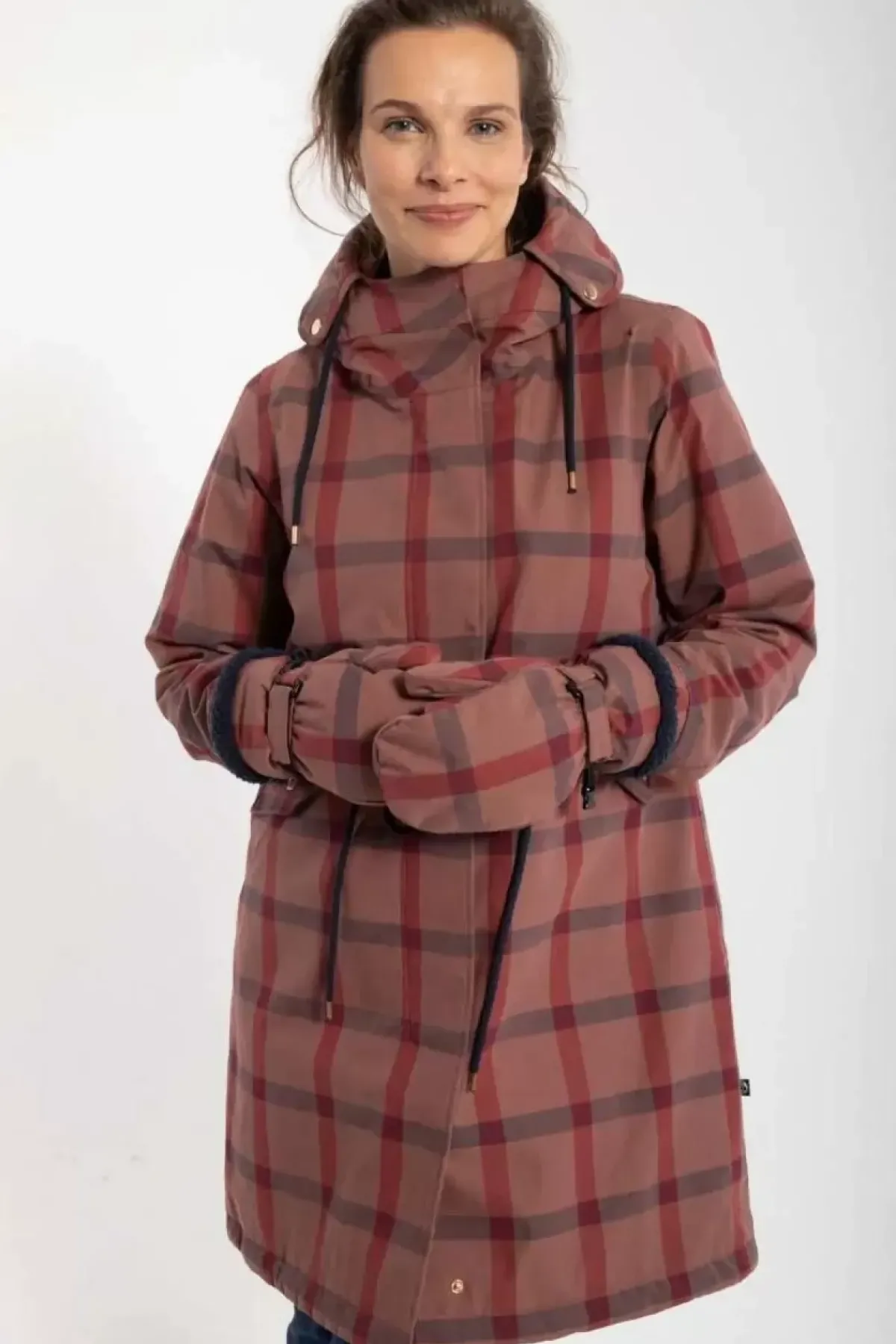 Danefæ Winterjacken>Danesvaneke Plaid Winter Parka Beige Rose/Dark Navy/Redwine