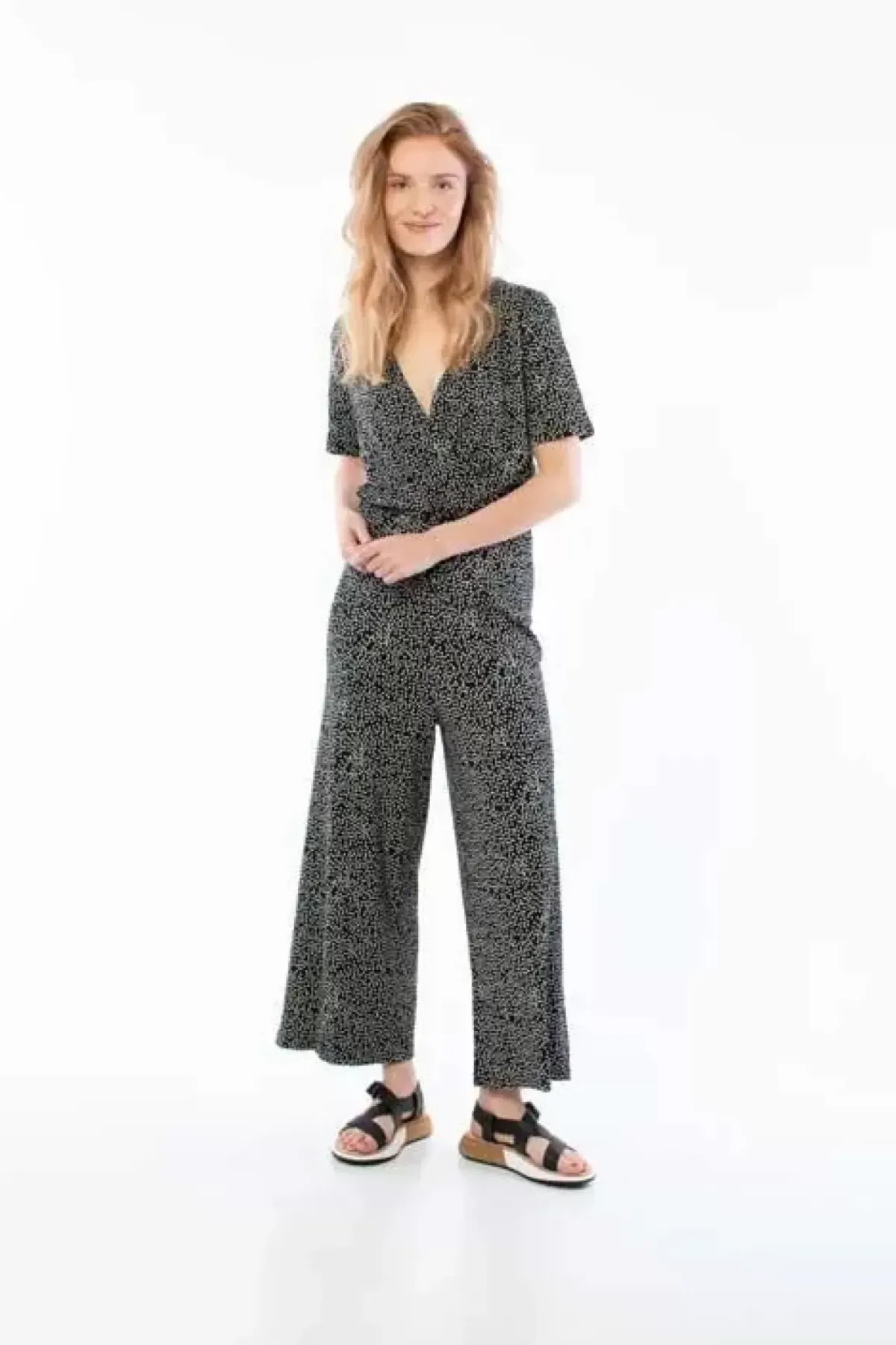 Danefæ Jumpsuits>Danetopsen Suit Black/Chalk Funny Dots