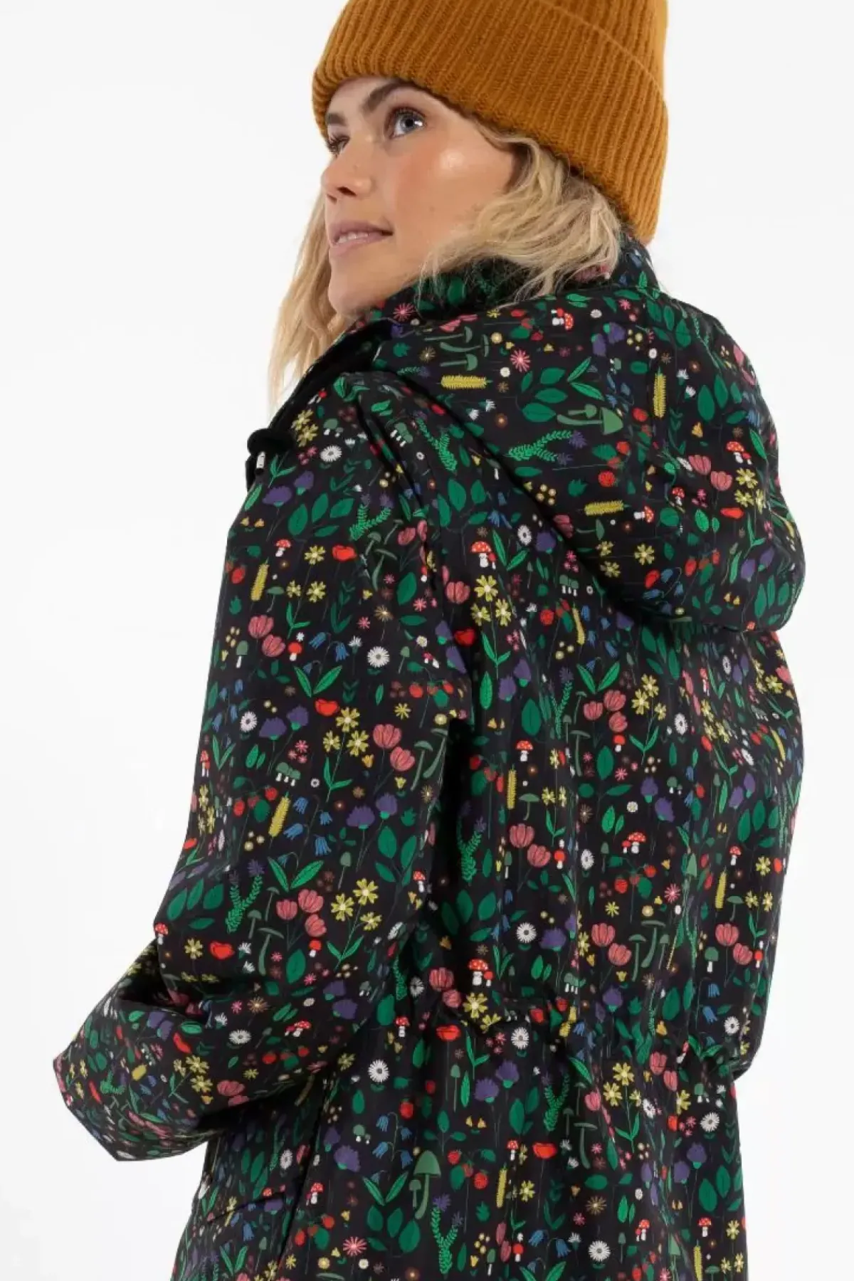 Danefæ Übergangsjacken>Daneturell Midseason Coat Black Botanical