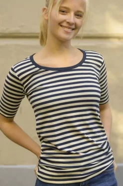 Danefæ T-Shirts><noscript><img width=