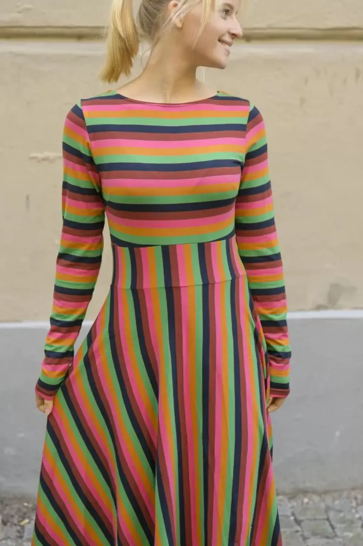 Danefæ Kleider>Ess - Sisse Wool Dress Tonic Stripe