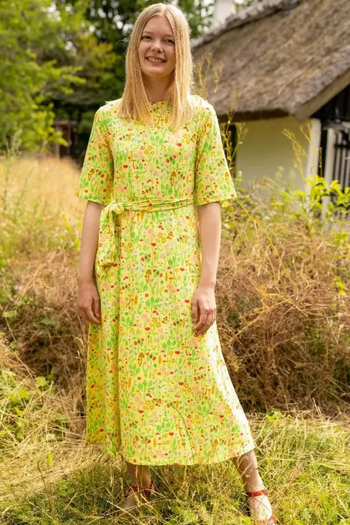 Danefæ Kleider>Organic - Daneflora Slub Jersey Dress Pale Yellow Botanical
