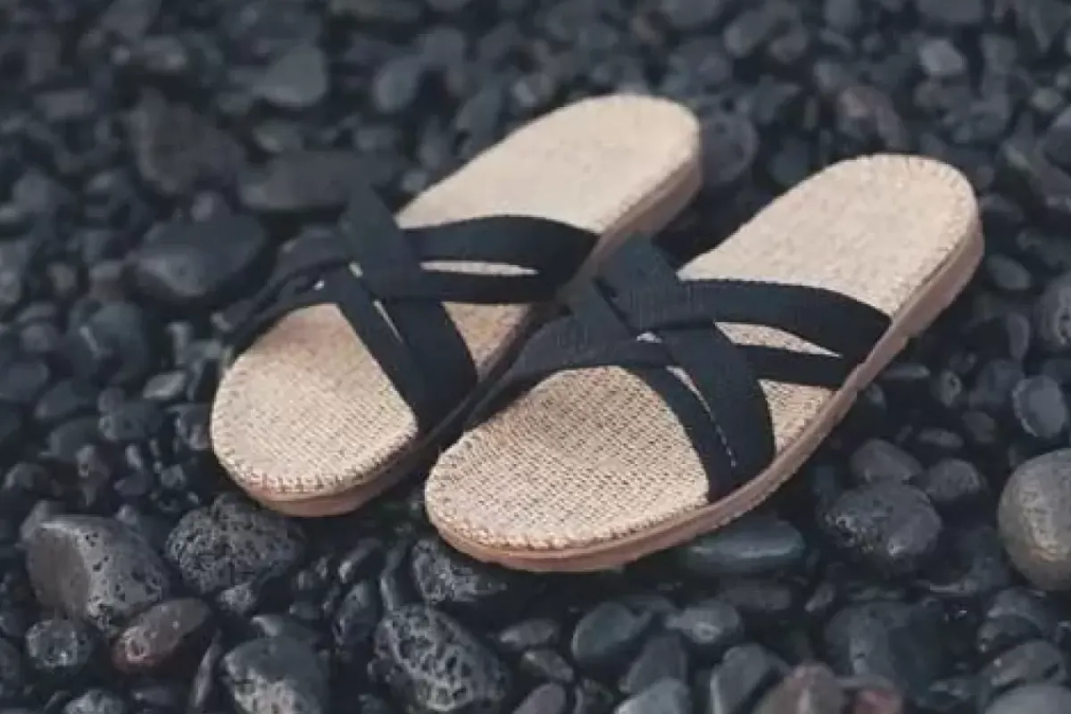 Danefæ Sandalen>Shangies Women Black