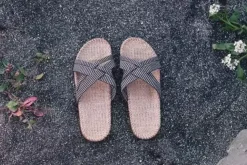 Danefæ Sandalen>Shangies Women Black Stripes