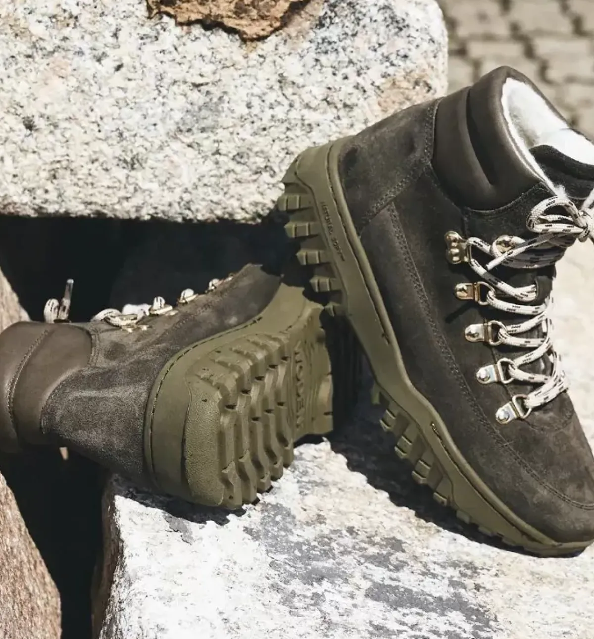Danefæ Stiefel>Woden Iris Track Suede Moss